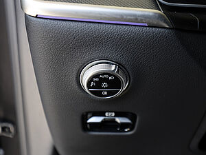 Mercedes-Benz GLC 300 e 4M Avantgarde Advanced Plus 29 navigation