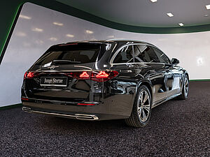 Mercedes-Benz E 200 T Avantgarde Advanced Plus 3 navigation