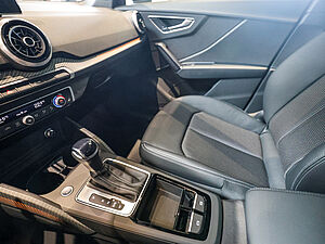 Audi Q2 S line 35 TFSI 18 navigation