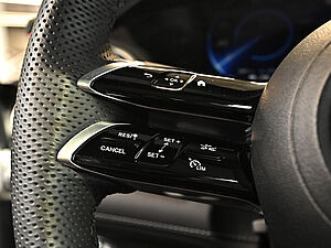 Mercedes-Benz EQS 580 SUV 4M AMG Sport Premium Plus 17 navigation