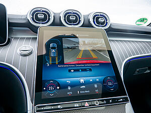 Mercedes-Benz C 220 d T AMG Line 10 navigation