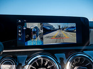 Mercedes-Benz CLA 180 SB AMG Line 10 navigation