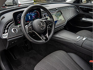 Mercedes-Benz E 200 4M Avantgarde Advanced 8 navigation