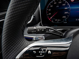 Mercedes-Benz C 200 T AMG Line 16 navigation