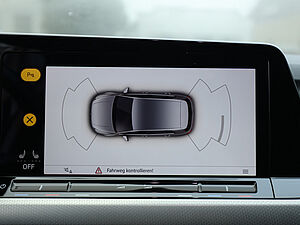 Volkswagen Golf VIII Move 1.5 TSI 18 navigation