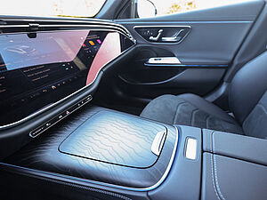 Mercedes-Benz E 200 T AMG Advanced Plus Superscreen 17 navigation