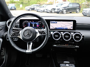 Mercedes-Benz CLA 180 Coupé Progressive Advanced 9 navigation
