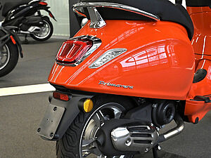 Vespa Primavera 50 E5 11 navigation