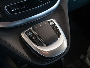 Mercedes-Benz EQV 300 lang 12 navigation
