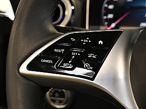 Mercedes-Benz CLE 200 Cabriolet Avantgarde Advanced Plus 17 navigation