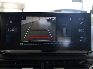 Peugeot 5008 Allure BlueHDi 130EAT8 AHK 13 navigation