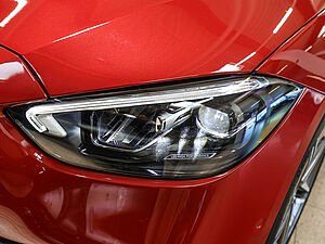 Mercedes-Benz C 300 e AMG Sport Advanced 32 navigation