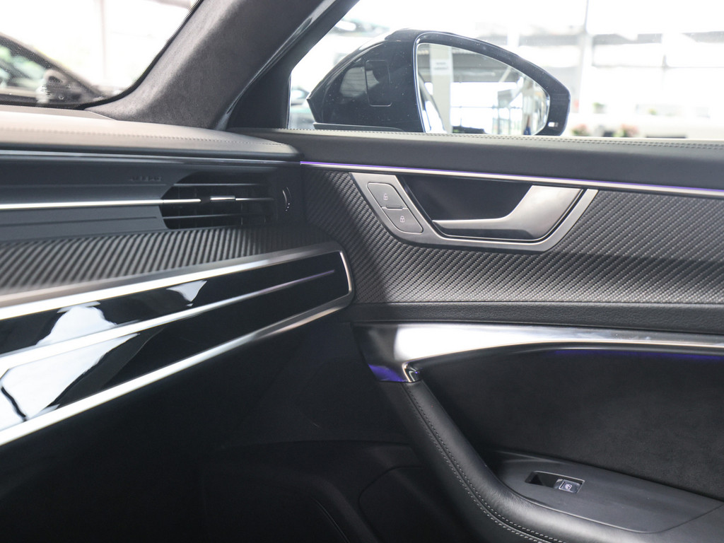 Bild 19 - RS6 Avant quattro Keramik 305 kmh performance Paket