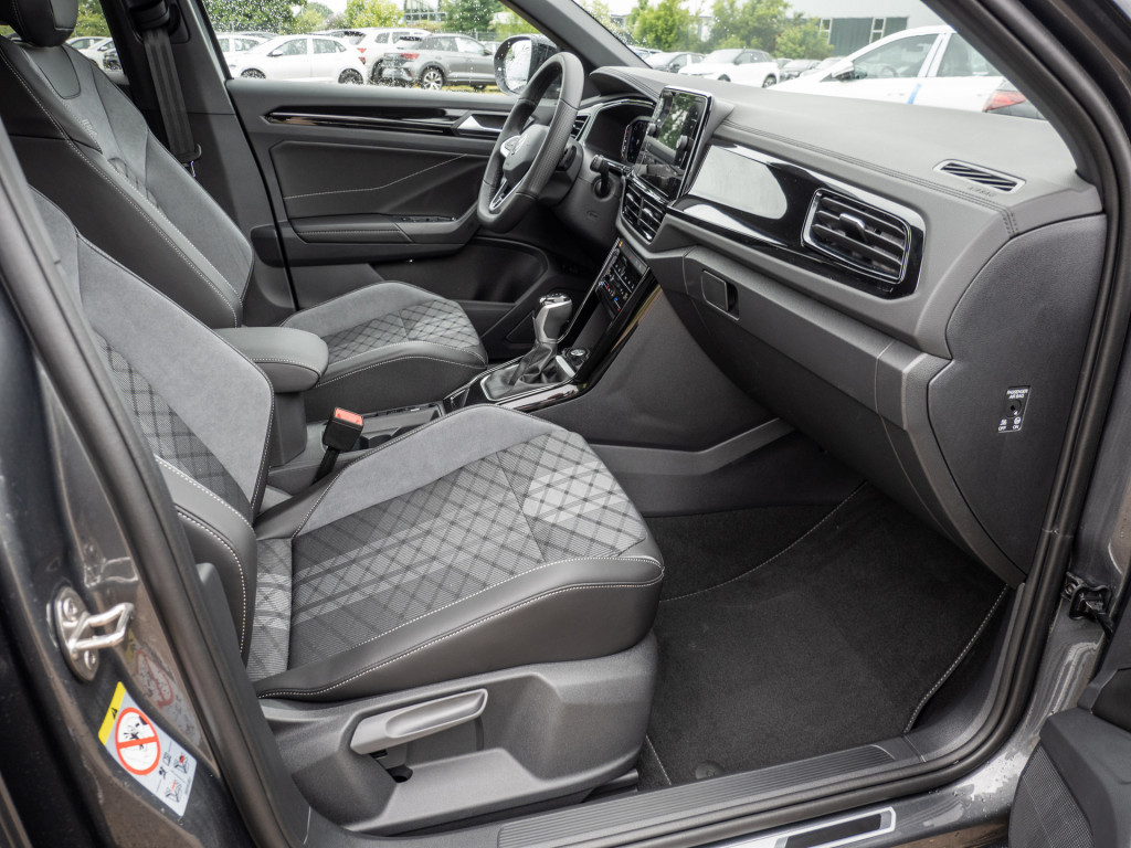 Bild 2 - T-Roc R-Line 2.0 l TDI 150 PS DSG