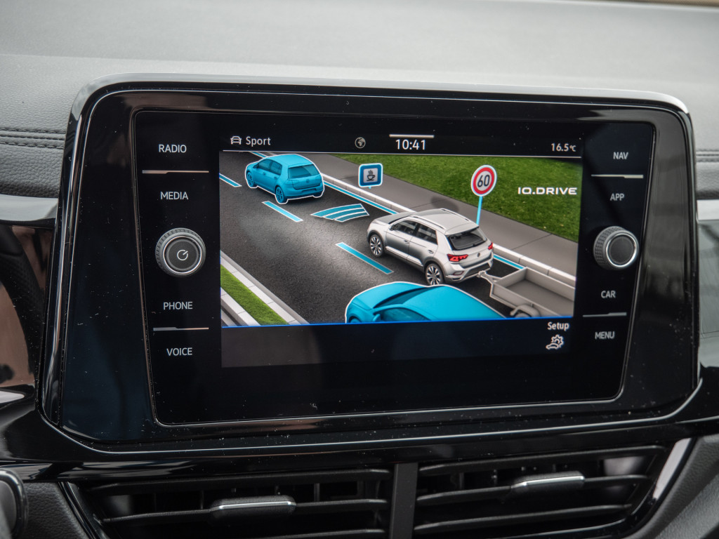 Bild 11 - T-Roc R-Line 2.0 l TDI 150 PS DSG
