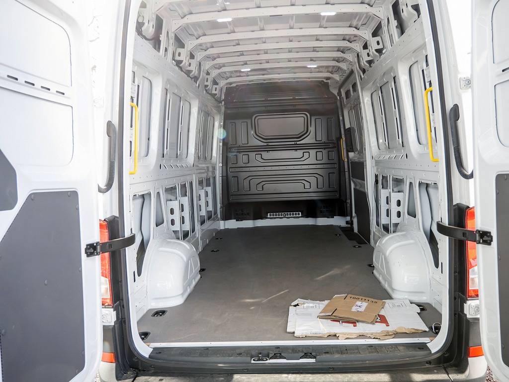 Bild 20 - Crafter 35 Kasten HD Motor: 2,0 l TDI EU6-EA SCR 103 kW Getriebe: