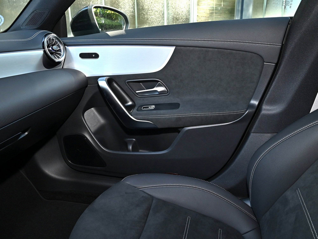 Bild 14 - CLA 200 SB AMG Line