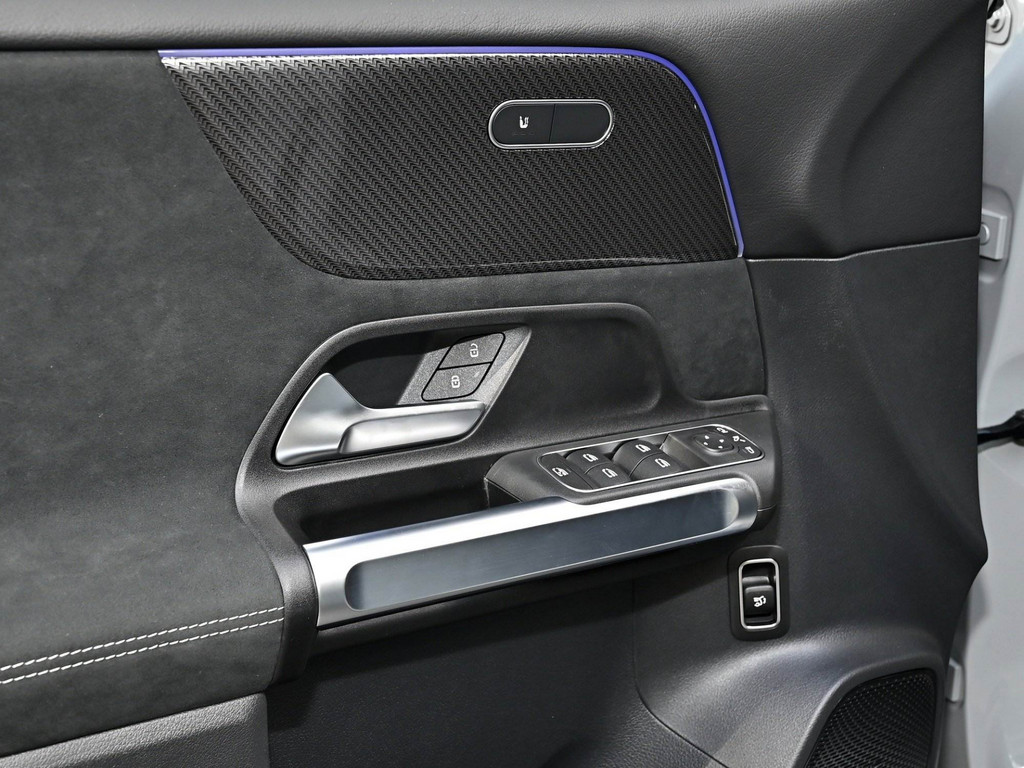 Bild 22 - GLB 200 d 4M AMG Line