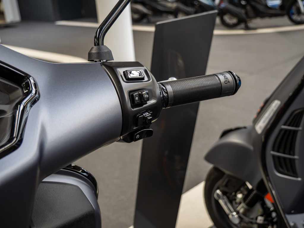 Bild 6 - GTS SuperSport 125 E5 + 