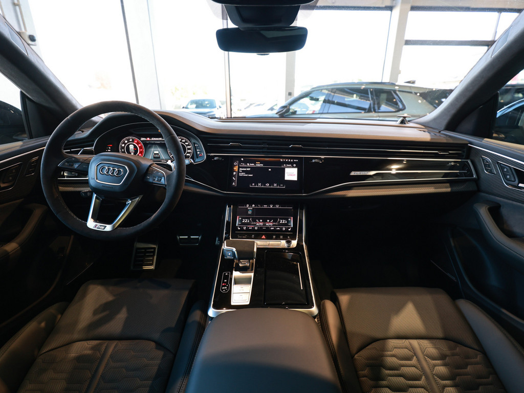 Bild 6 - RS Q8 SUV performance