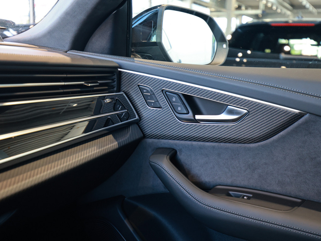 Bild 16 - RS Q8 SUV performance