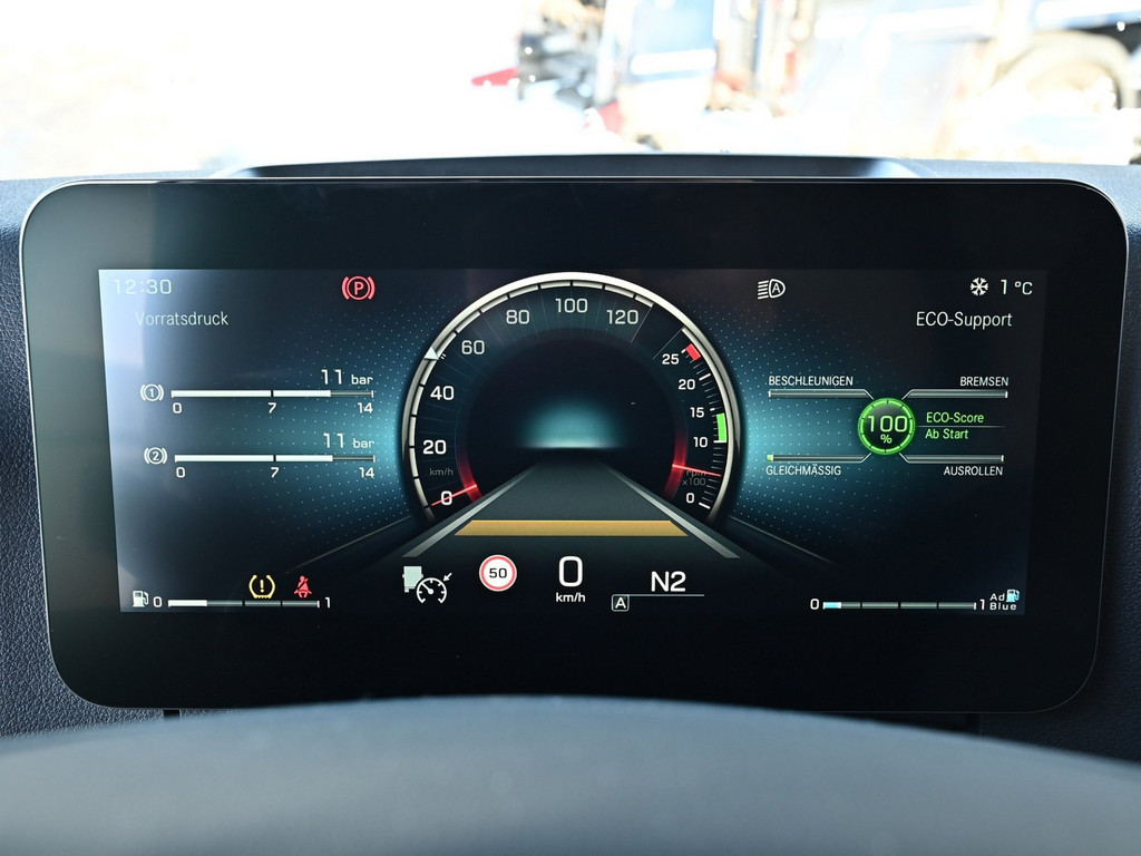 Bild 13 - Actros 1851 LSnRL 4x2 LowLiner höhenverst Sattelkupplung