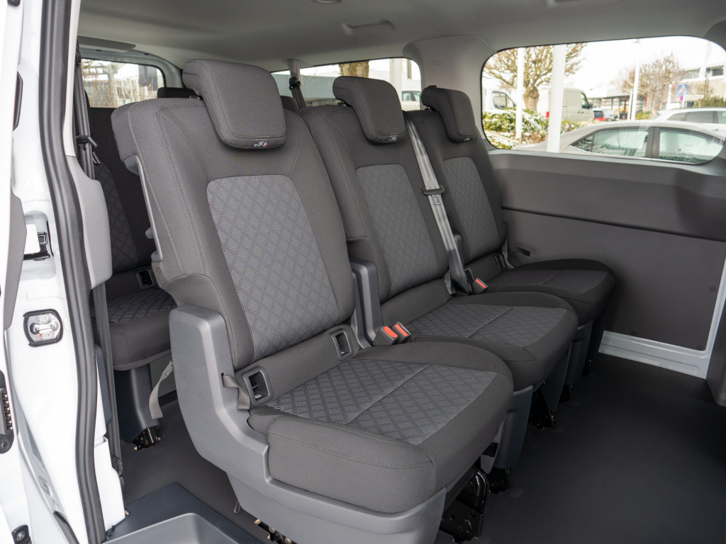 Bild 4 - Transporter Kombi Aut LR TDI
