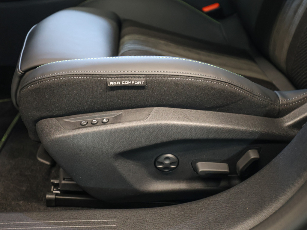 Bild 28 - 308 SW GT EXCLUSIVE HYBRID 145 e-DSC6