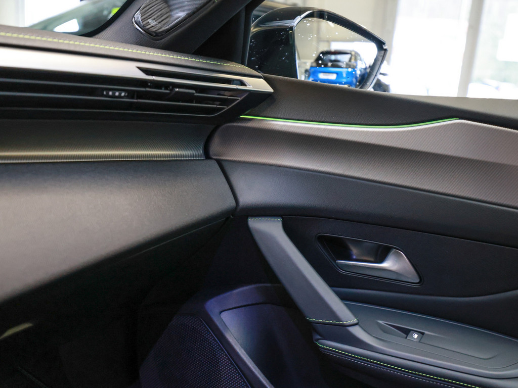 Bild 16 - 308 SW GT HYBRID 145 e-DSC6