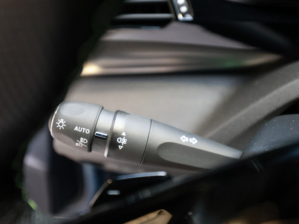 Bild 22 - 308 SW GT HYBRID 145 e-DSC6