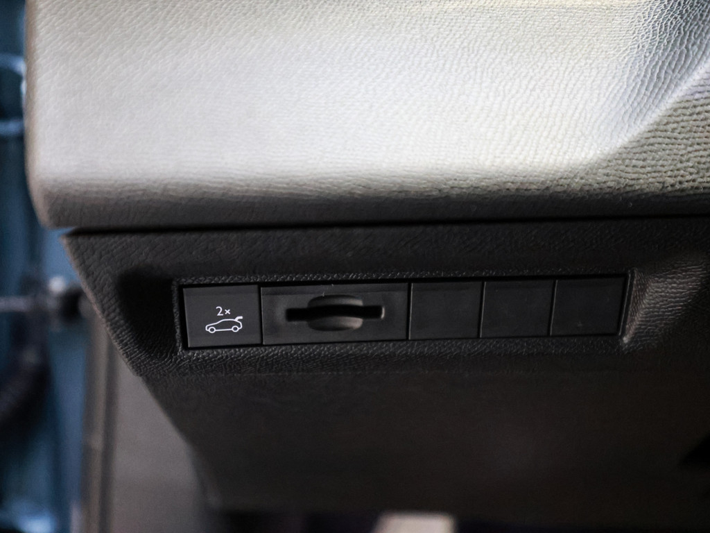 Bild 24 - 308 SW GT HYBRID 145 e-DSC6