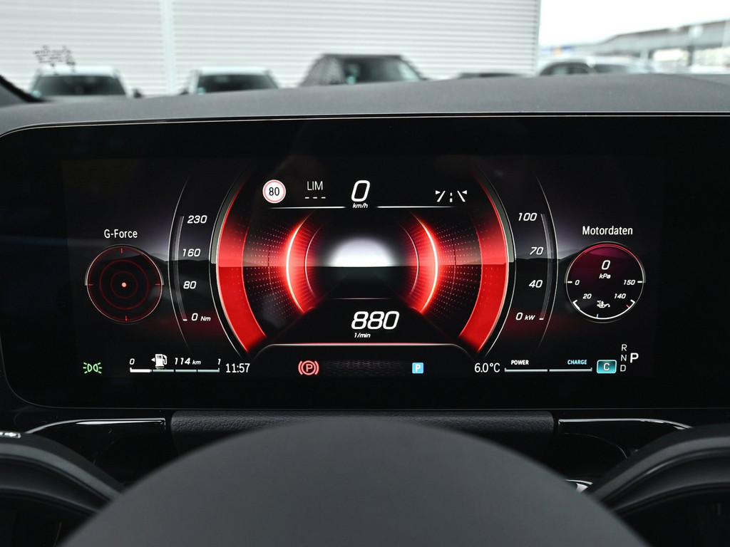Bild 15 - GLA 180 AMG Line