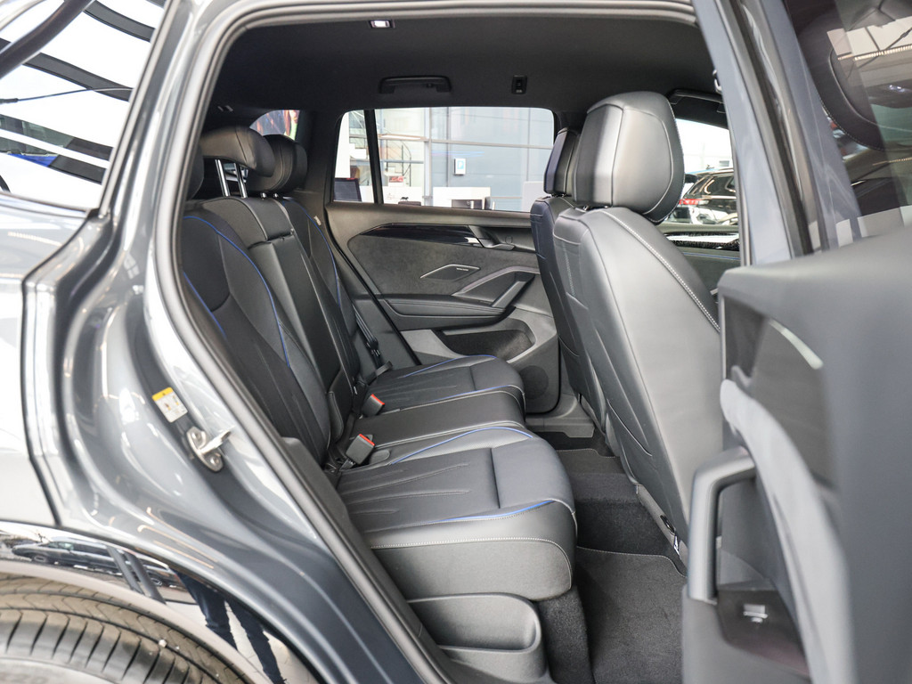 Bild 4 - Tiguan R-Line 2.0 TDI 4M DSG