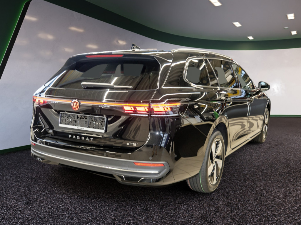 Bild 3 - Passat Business eTSI DSG