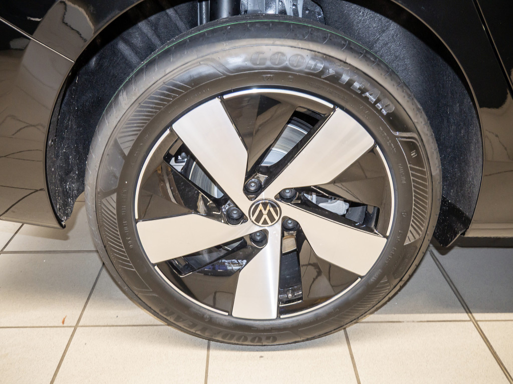 Bild 6 - Passat Business eTSI DSG