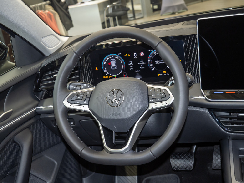 Bild 9 - Passat Business eTSI DSG