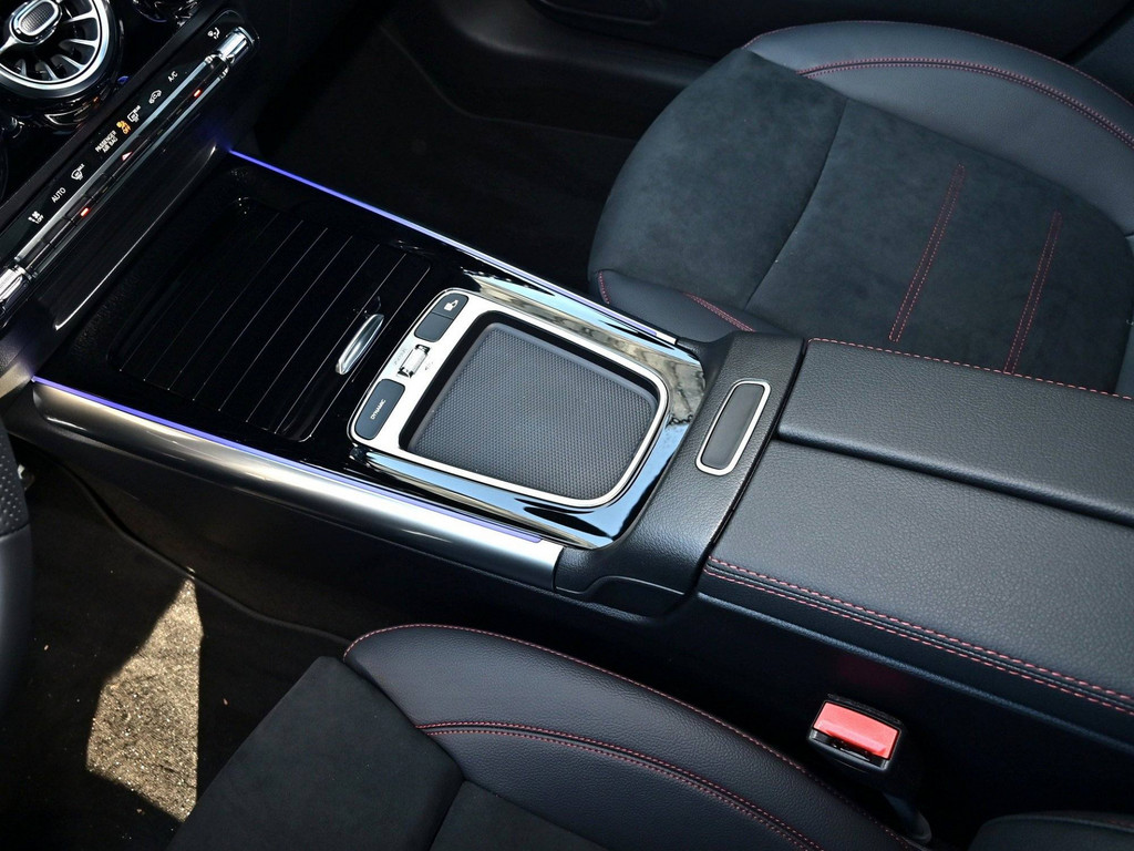 Bild 14 - GLA 200 AMG Line