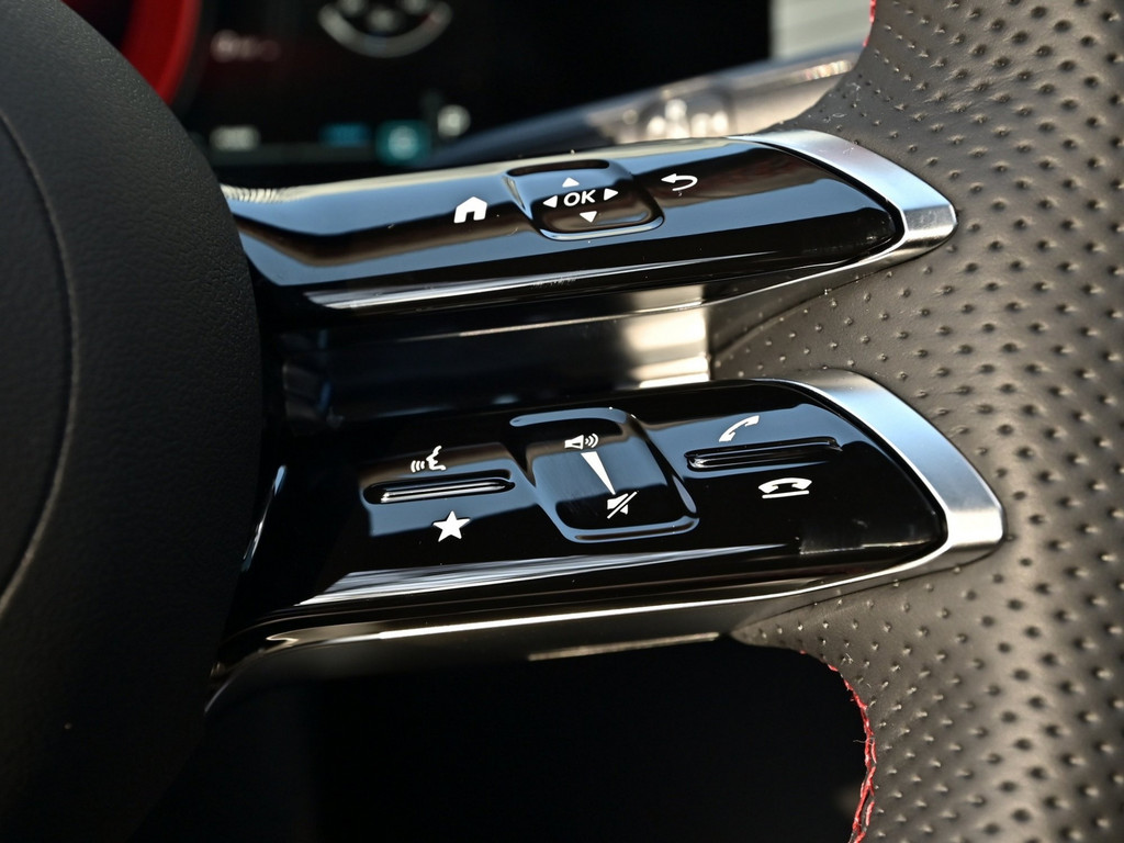 Bild 18 - GLA 200 AMG Line