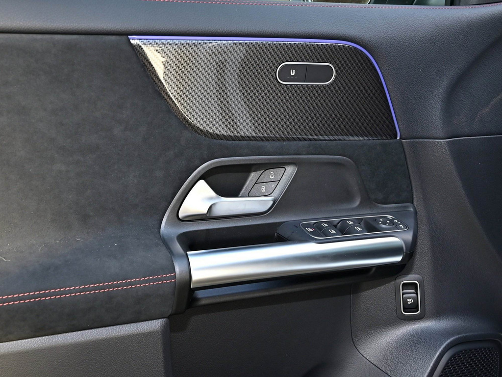 Bild 24 - GLA 200 AMG Line