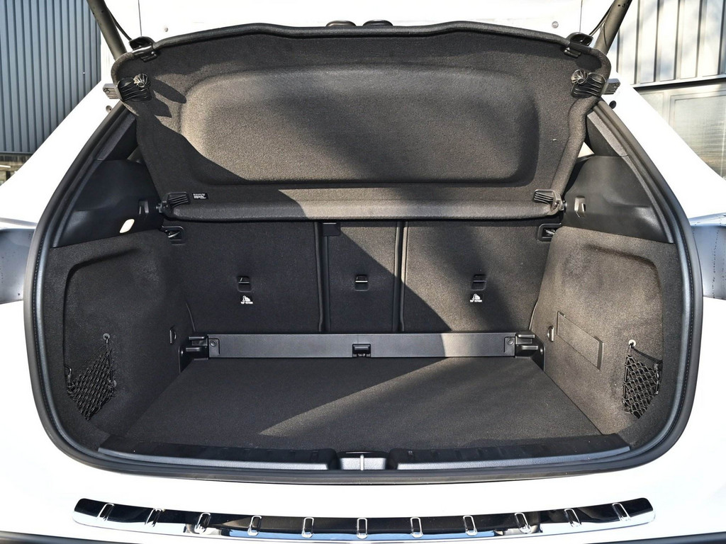 Bild 28 - GLA 200 AMG Line