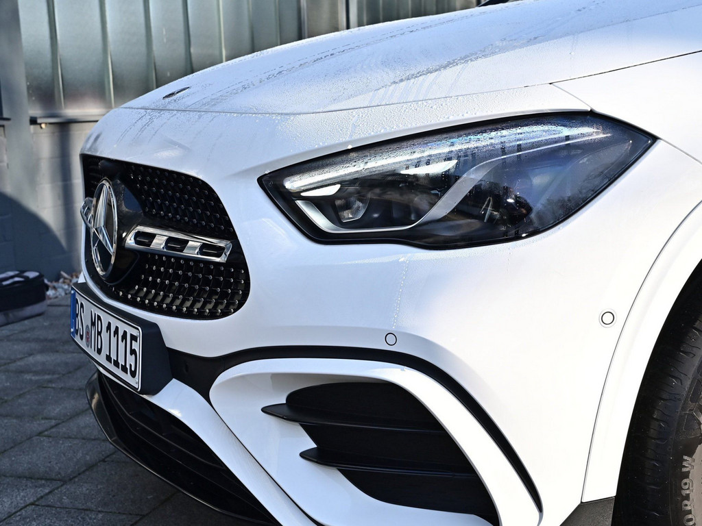 Bild 29 - GLA 200 AMG Line