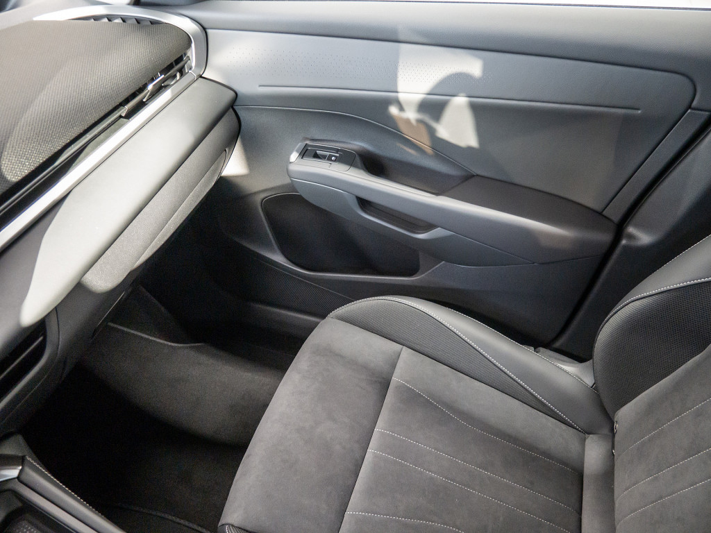 Bild 15 - T-Roc Style eTSI DSG
