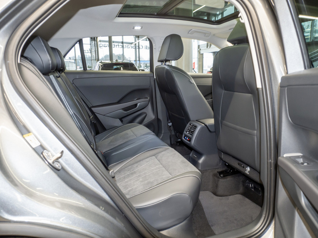 Bild 4 - T-Roc Style eTSI DSG