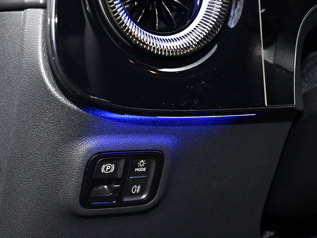 Bild 22 - CLA 250 + mit EQ Technologie AMG Line