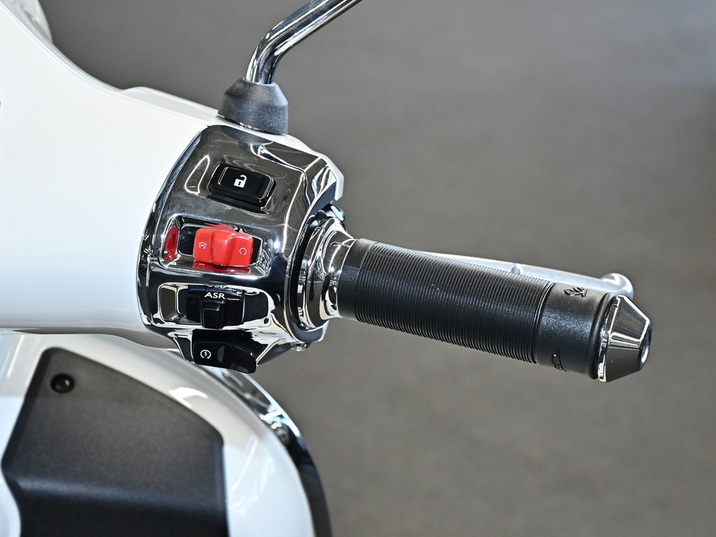 Bild 8 - GTS Super 310 E5 +