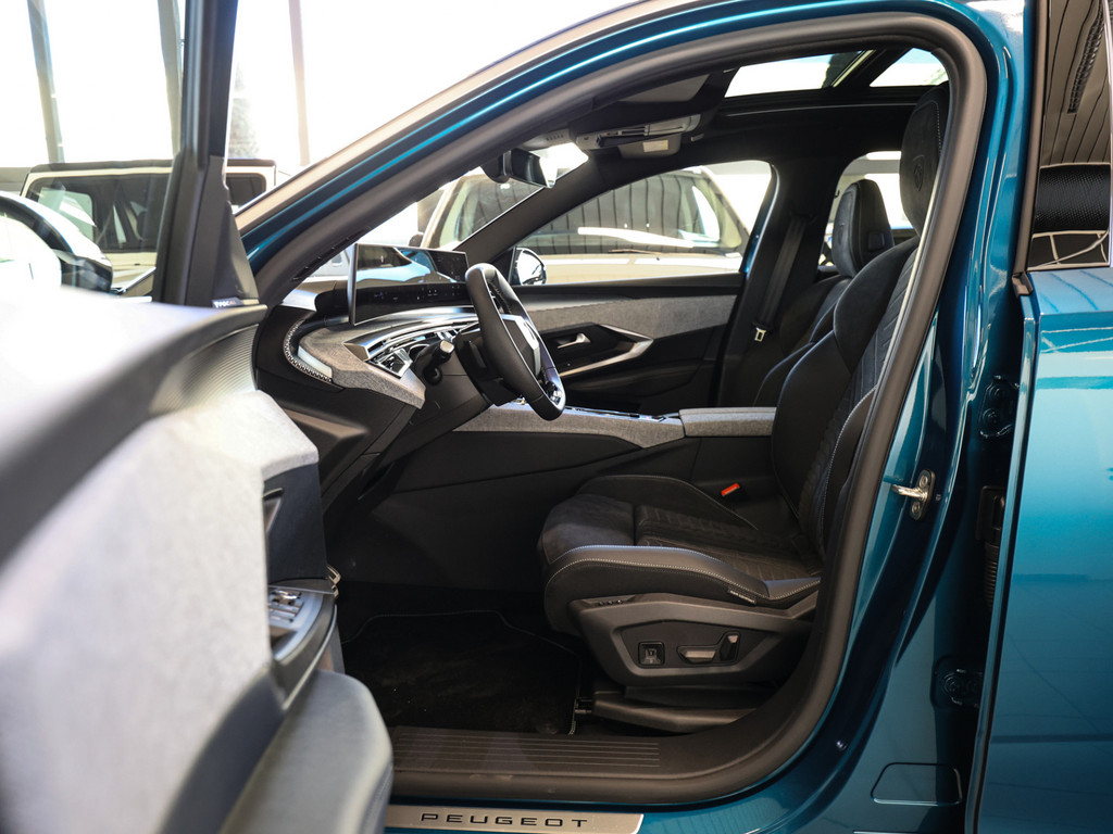 Bild 9 - e-3008 GT 210