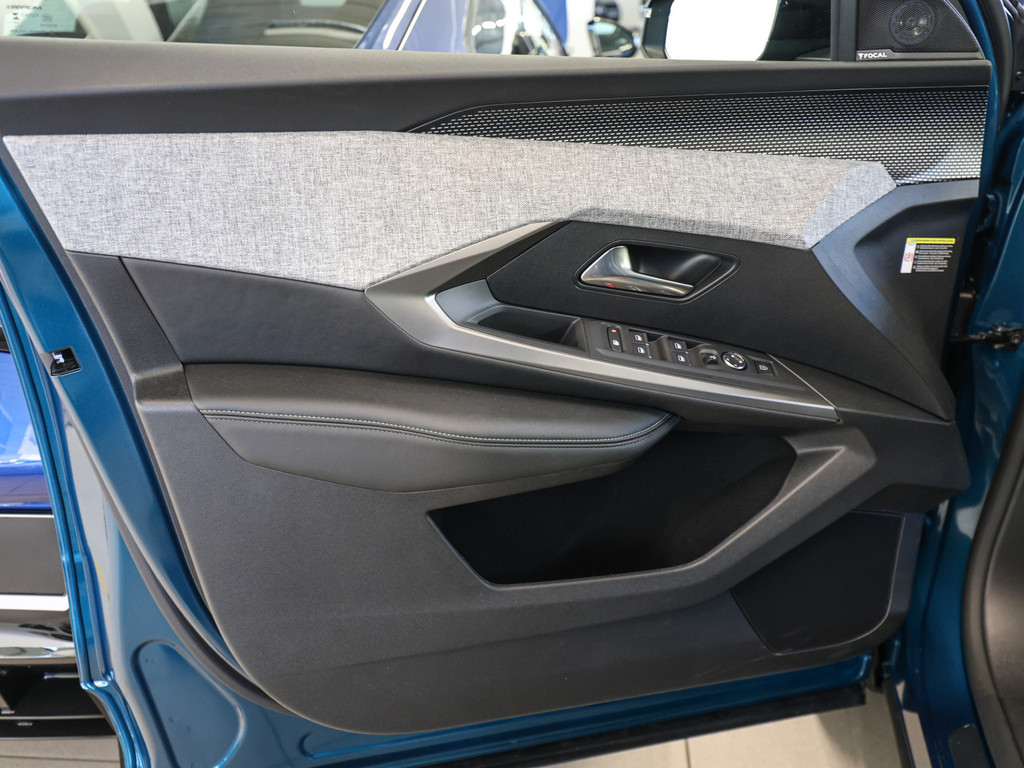 Bild 24 - e-3008 GT 210