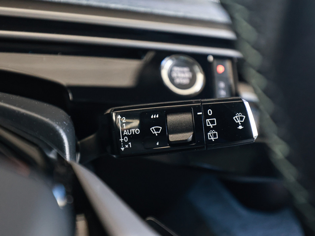 Bild 28 - e-5008 GT Exklusive Dual-Elektromotor 325 AWD