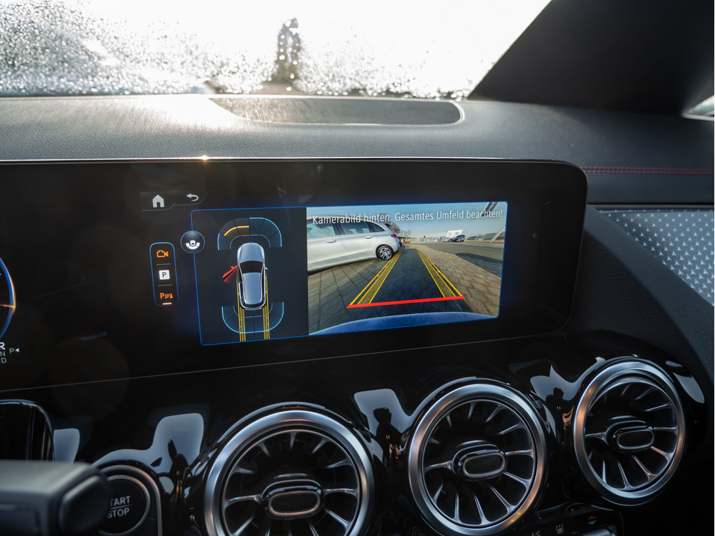 Bild 13 - EQA 350 4M AMG Sport Advanced + 