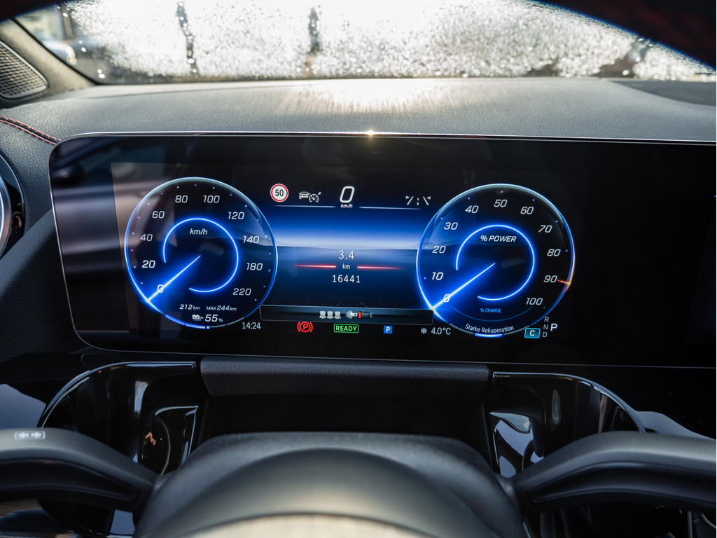 Bild 17 - EQA 350 4M AMG Sport Advanced + 